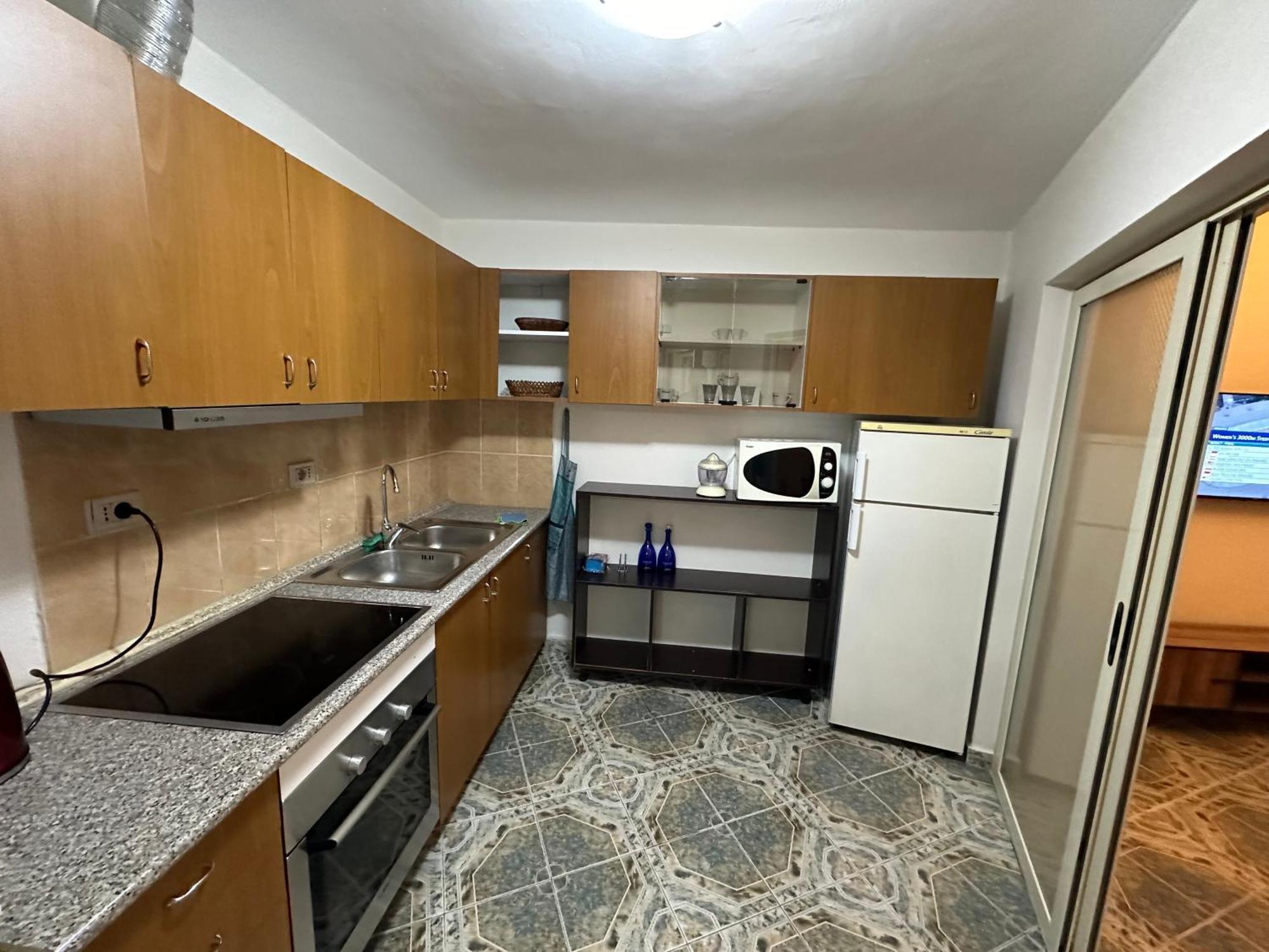 Tirana Lemon Breeze Hostel מראה חיצוני תמונה