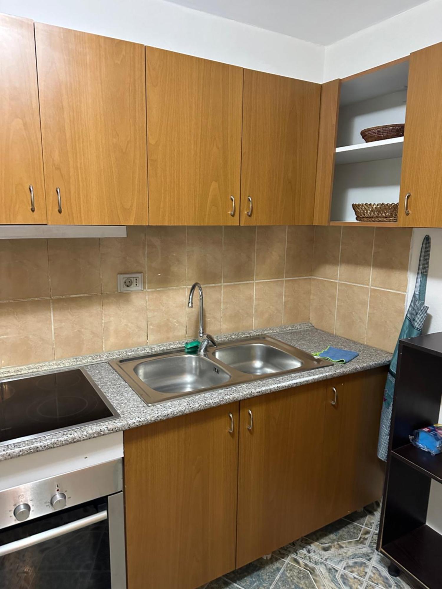 Tirana Lemon Breeze Hostel מראה חיצוני תמונה