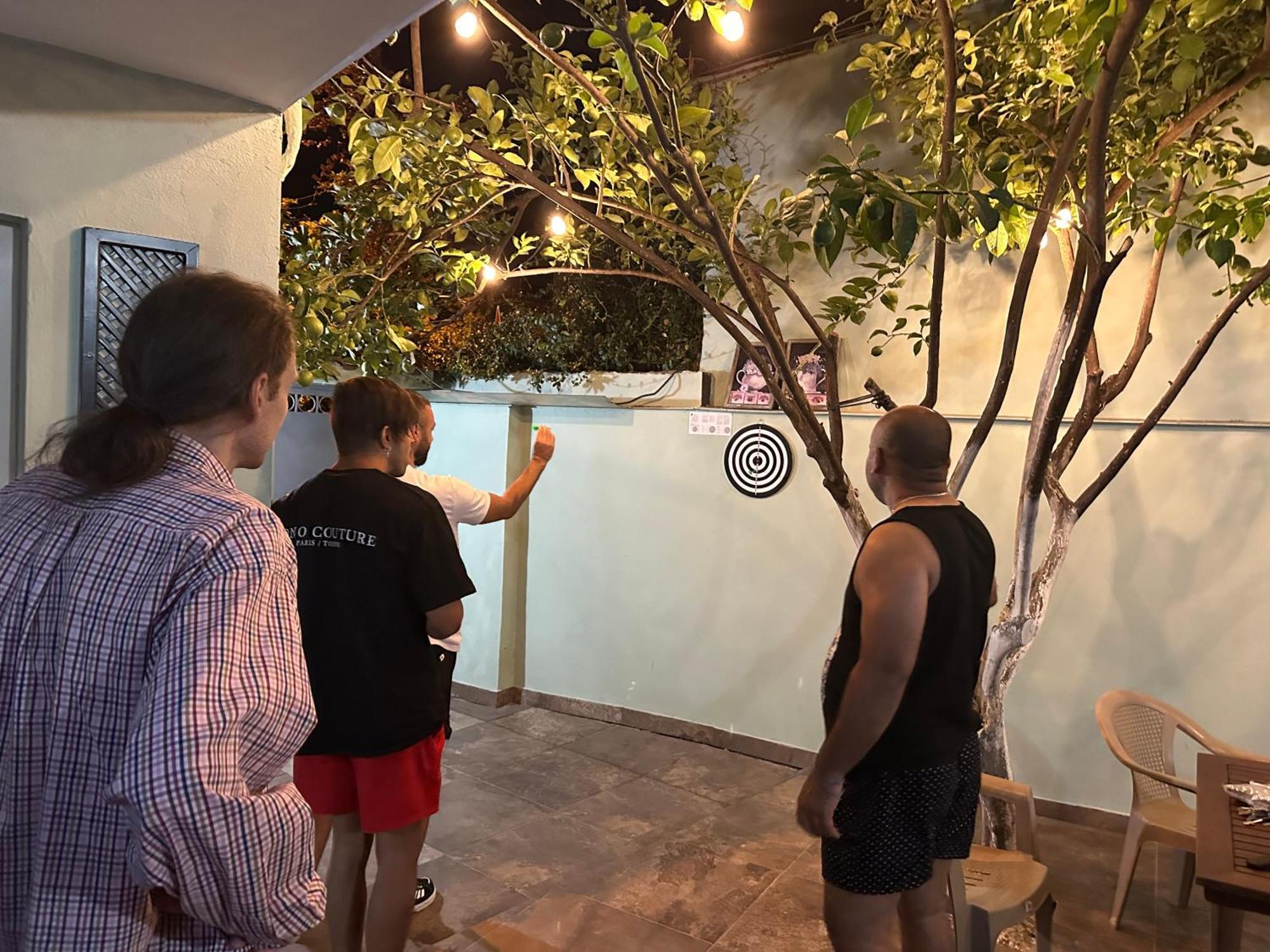 Tirana Lemon Breeze Hostel מראה חיצוני תמונה