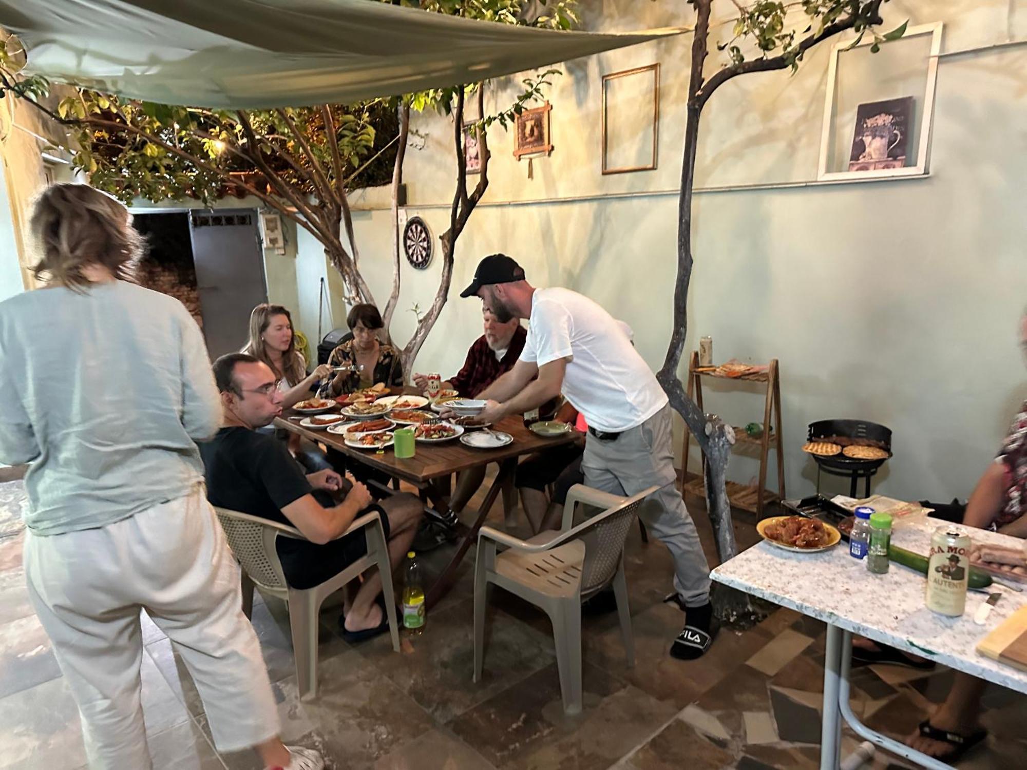 Tirana Lemon Breeze Hostel מראה חיצוני תמונה